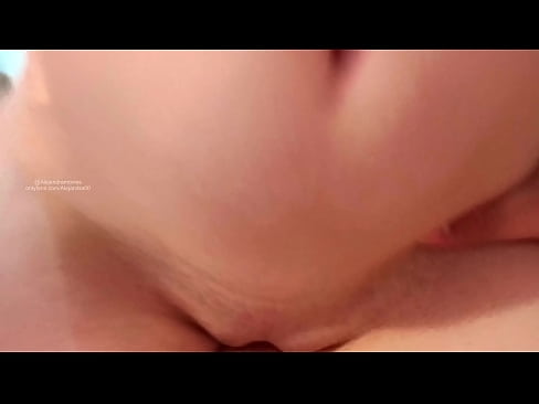 ❤️ Natutulog sa kwarto ni ate at ayun nagising ako Porno vk sa amin ﹏